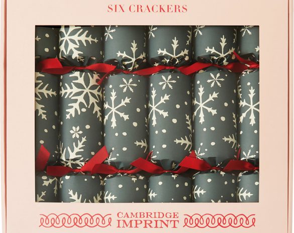 crackers Cambridge Imprint Snowflake Crackers £39 for 6 Kettle's Yard