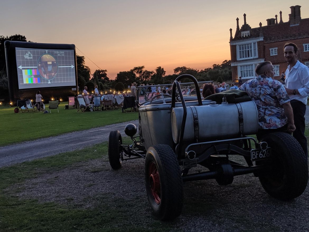 Star & Mouse Drive-in Movie Theatre