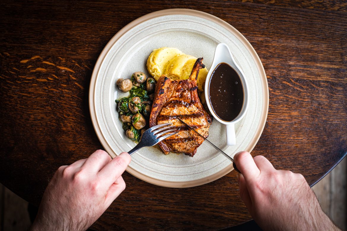 10 prizes for 10 years: Win a Cambscuisine gold card!