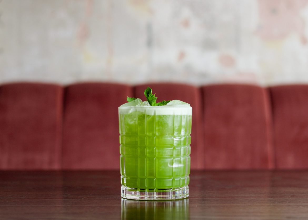 Wine & dine at Vin-derlyle